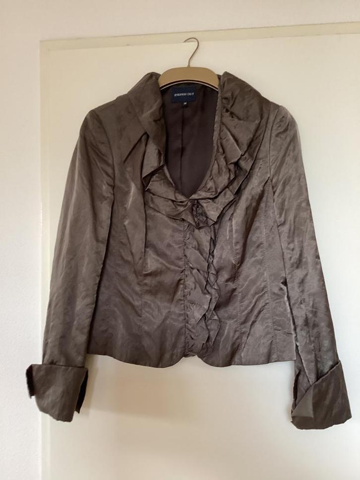 STEPPIN’ OUT FEESTJASJE, Kleding | Dames, Jasjes, Kostuums en Pakken, Zo goed als nieuw, Maat 38/40 (M), Ophalen of Verzenden