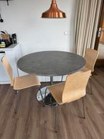 Ronde eettafel betonlook trompetpoot 110cm, Huis en Inrichting, Tafels | Eettafels, Ophalen, Gebruikt, Rond, Modern industrieel