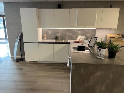 Shoowroomkeuken Laser - Alpin - White, Huis en Inrichting, Keuken | Complete keukens, Nieuw, Overige typen, Wit, Kunststof, Greeploos