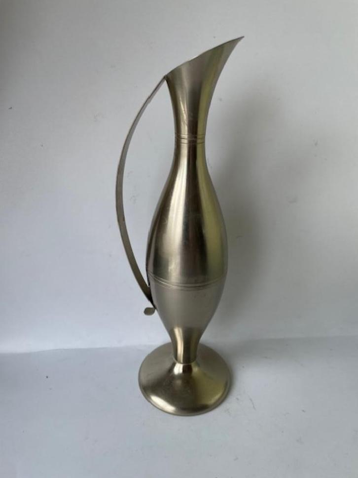 Decoratieve vintage tinnen vaas / kruikje. Lang en smal., Huis en Inrichting, Woonaccessoires | Vazen, Zo goed als nieuw, Overige kleuren