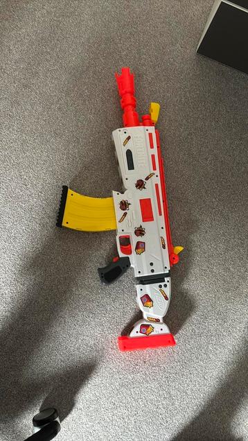 Fortnite nerf pistool durr burger beschikbaar voor biedingen