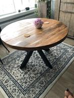 Mooie tafel 1.20 doorsnee van Mango hout en ijzeren poten, Huis en Inrichting, Ophalen, Gebruikt, Rond, Metaal