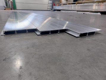Aluminium vloer bodem aanhanger paardetrailer oplegger beschikbaar voor biedingen