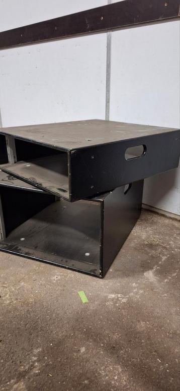 19 inch tunnel rack 2 stuks beschikbaar voor biedingen