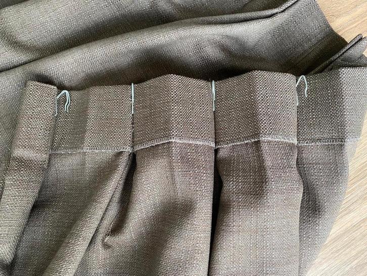 Kort gordijn 120x175 (nog te vermaken) bruin, Huis en Inrichting, Stoffering | Gordijnen en Lamellen, Zo goed als nieuw, 150 tot 200 cm