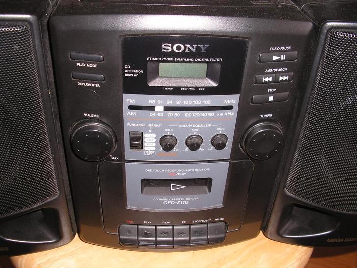 Sony draagbare radio, Audio, Tv en Foto, Radio's, Gebruikt, Transistorradio, Ophalen of Verzenden