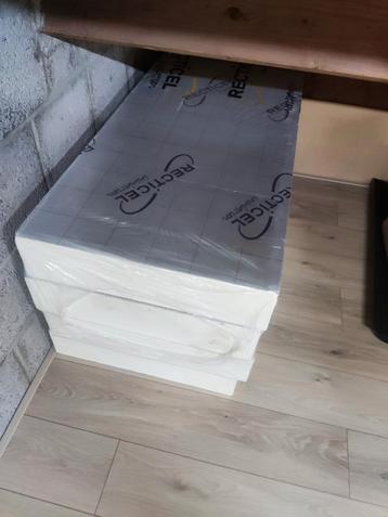 Isolatieplaten 4 x 60cmx 120cm 14 cm dik beschikbaar voor biedingen