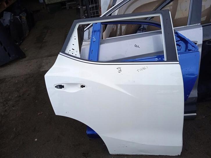 Ssangyong Tivoli achterdeur rechts, Auto-onderdelen, Carrosserie en Plaatwerk, Deur, Ssangyong, Gebruikt, Ophalen of Verzenden