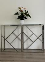 Zilverkleurige glazen wandtafel/dressoir, Ophalen, Glas en roestvrijstaal, 50 tot 100 cm, 25 tot 50 cm