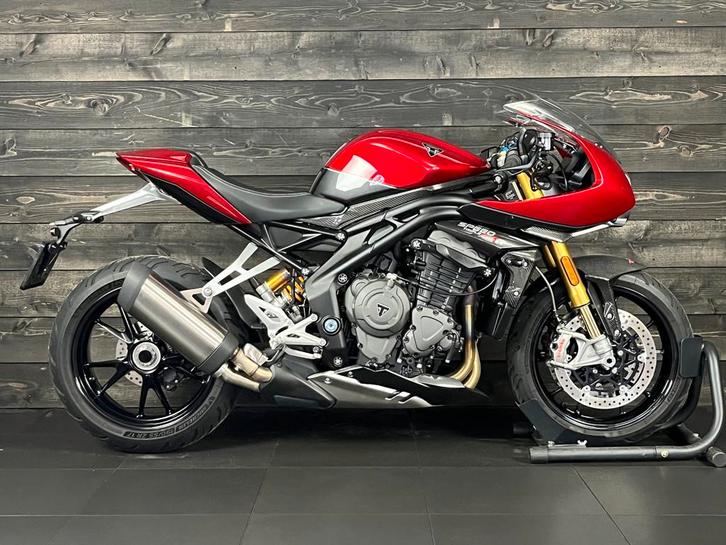 Triumph SPEED TRIPLE 1200 RR (bj 2024), Motoren, Motoren | Triumph, Bedrijf, Super Sport, meer dan 35 kW