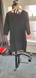 Leuke kerstjurk, Ophalen of Verzenden, Zo goed als nieuw, Maat 38/40 (M), Onder de knie