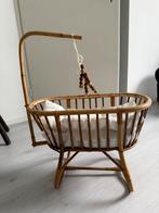 Vintage Poppenwiegje met Broderie Beddengoed, Ophalen