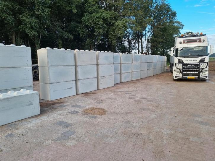 Betonblokken Megablokken stapelblokken legioblokken, Doe-het-zelf en Verbouw, Metselstenen, Nieuw, Beton, Ophalen of Verzenden