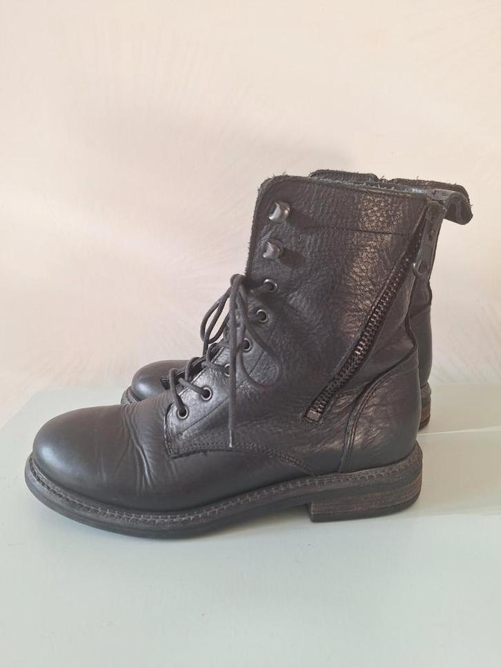 Bikerboots militaryboots mt 39 zwart leer, Kleding | Dames, Schoenen, Gedragen, Zwart, Ophalen of Verzenden