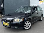 Volvo V50 1.8 Edition I XENOX/CRUISE/CLIMATE/LMV/ORGNL, Voorwielaandrijving, 65 €/maand, Zwart, 4 cilinders