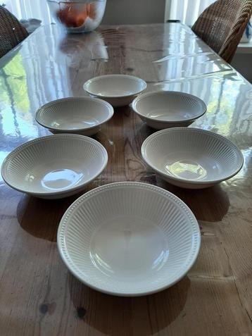 WEDGWOOD WINDSOR - 6 ONTBIJT / DESSERTSCHAALTJES beschikbaar voor biedingen