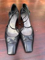 Zwarte schoenen met hak merk Maripé (leer) maat 40, Ophalen of Verzenden, Gedragen, Zwart, Schoenen met lage hakken