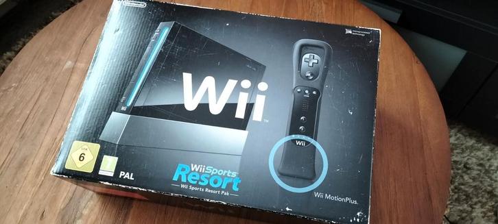 Nintendo Wii - Zwart - Wii Sports Resort Pak, Spelcomputers en Games, Spelcomputers | Nintendo Wii, Gebruikt, Met 1 controller