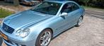 Mercedes-Benz CLK 3.2 Clk320 Coupe AUT 2004 Grijs, Auto's, Mercedes-Benz, Automaat, Bedrijf, CLK, 83 €/maand