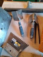 Handgereedschap voor stukadoor en tegelzetter., Ophalen, Gebruikt