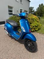 Vespa sprint 2021 Mat Blauw Brom schade 12000 kilometer, Ophalen