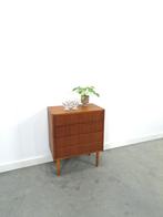 Deens teak ladekast met 4 lades vintage, Huis en Inrichting, Kasten | Ladekasten, Teakhout, Gebruikt, 3 of 4 laden, Vintage teak ladekast