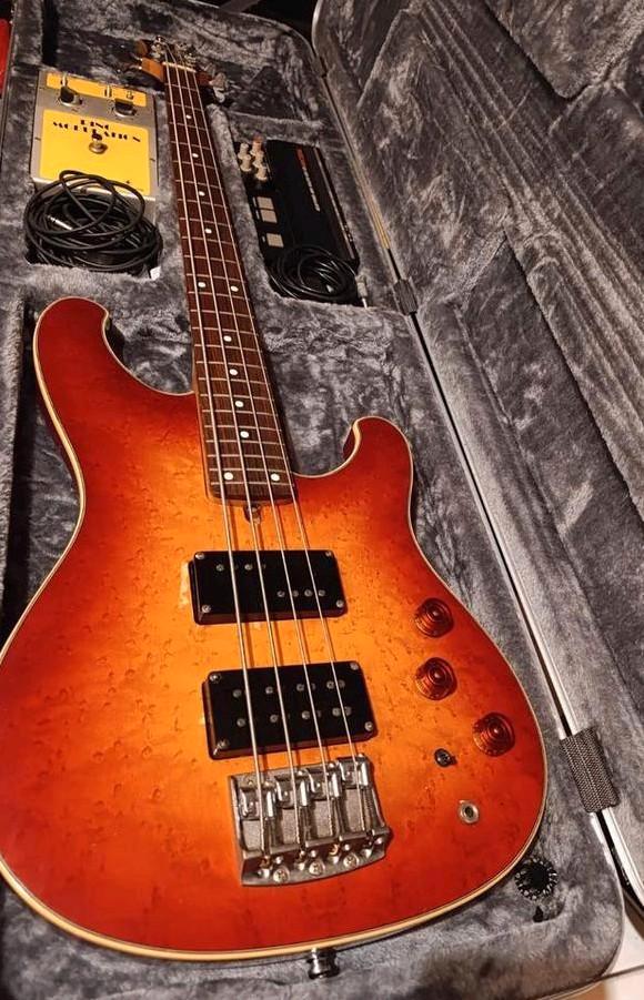 Ibanez roadstar rb924 te ruil (prijs verlaagd), Muziek en Instrumenten, Snaarinstrumenten | Gitaren | Bas, Gebruikt, Elektrisch