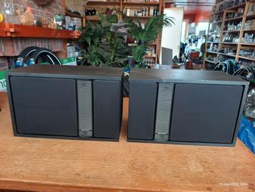 Bose 301 serie 2 monitor luidsprekers ( met schade ) beschikbaar voor biedingen