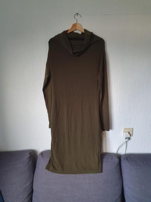 Vanilia bruine jurk met col maat L, Kleding | Dames, Jurken, Nieuw, Maat 42/44 (L), Bruin, Onder de knie, Verzenden
