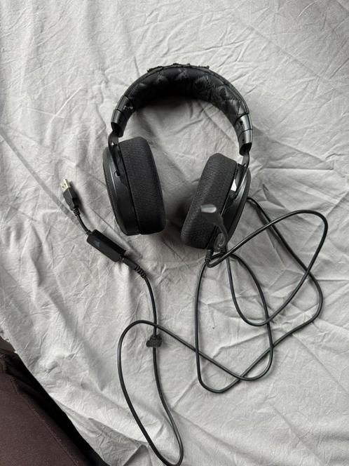 Corsair HS60 headset, Computers en Software, Headsets, Gebruikt, Over-ear, Bedraad, Gaming headset, Inklapbare microfoon, Mute-functie