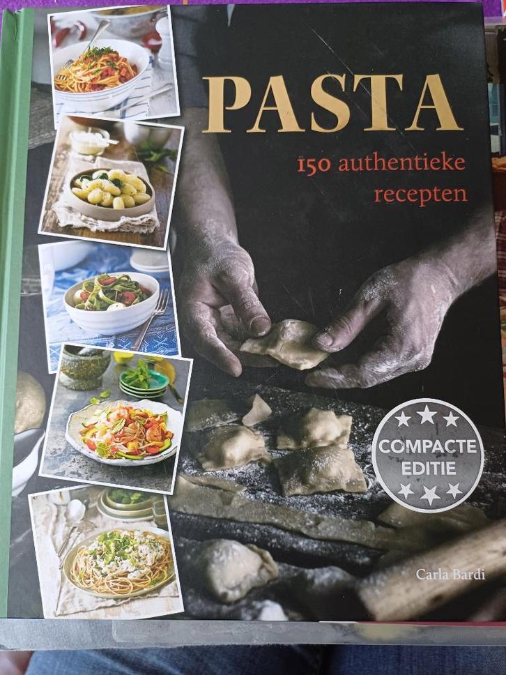 Carla Bardi. Pasta 150 recepten  hardcover. Gelezen boek., Boeken, Kookboeken, Gelezen, Italië, Ophalen