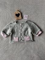 Handgemaat vestje meisjeskleding maat 74, Handgemaakt, Ophalen of Verzenden, Zo goed als nieuw, Truitje of Vestje