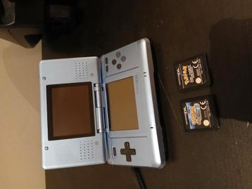 Nintendo DS inclusief Pokemon black 1&2 beschikbaar voor biedingen