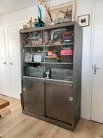 Vitrinekast van staal, merk Mewaf, industrieel, Huis en Inrichting, Kasten | Vitrinekasten, Ophalen, 100 tot 150 cm, Glas, 25 tot 50 cm
