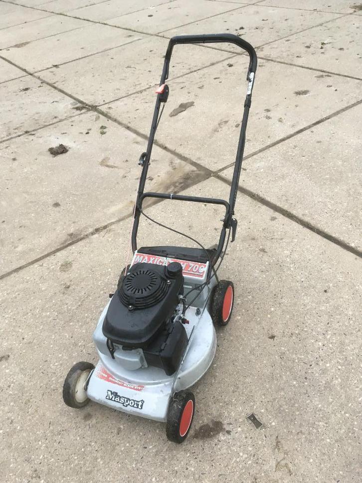 Masport Maxicatch 700 benzinemaaier, Tuin en Terras, Grasmaaiers, Gebruikt, Benzine-grasmaaier, 50 cm of meer, Cirkelmaaier, Ophalen