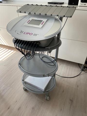 LIPO III afslankapparaat  beschikbaar voor biedingen