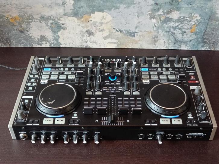 Denon DN-MC6000 digitale DJ MIDI controller/mixer, Muziek en Instrumenten, Dj-sets en Draaitafels, Gebruikt, Dj-set, Denon, Ophalen of Verzenden