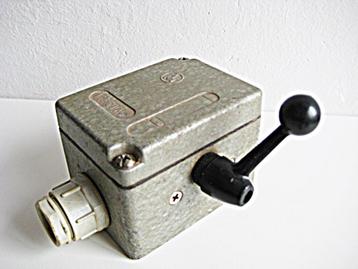 machine schakelaar  beschikbaar voor biedingen