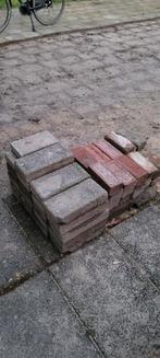 Gratis! Tegels en klinkers, Ophalen, Gebruikt, Beton, Klinkers