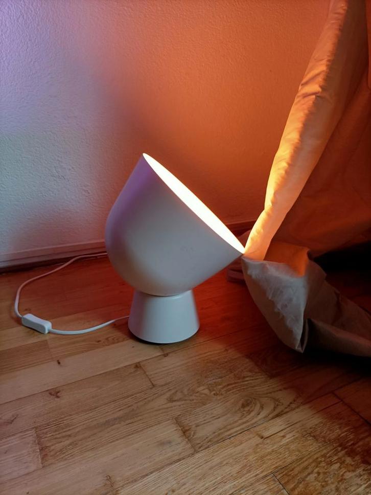 IKEA PS 2017 Ola wihlborg Lamp + Tradfri Systeem, Huis en Inrichting, Lampen | Tafellampen, Zo goed als nieuw, Minder dan 50 cm