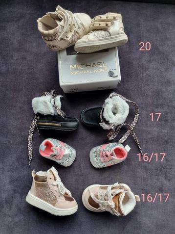 Baby schoentjes ; Michael Kors , Vingino