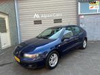 Seat Leon 1.6-16V Sport Airco / LMV / APK 07-2026, Voorwielaandrijving, Stof, Gebruikt, Zwart