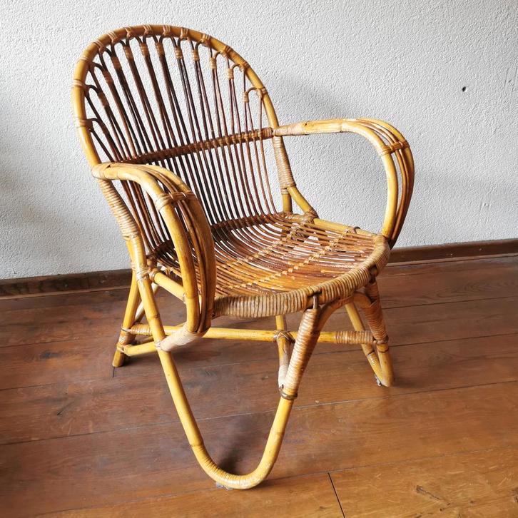 Vintage rotan stoel Bohemian Ibiza Stijl fauteuil jaren 60, Huis en Inrichting, Stoelen, Gebruikt, Eén, Riet of Rotan, Bruin, Ophalen