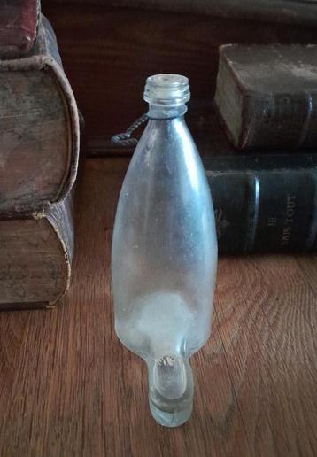 ~ Oud Glazen Vogel Drinkflesje #3 beschikbaar voor biedingen