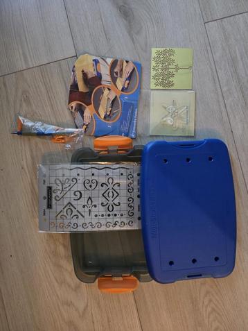 Embossing Set beschikbaar voor biedingen