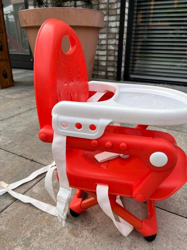Fijne Chicco inklapbare kinderstoel, Kinderen en Baby's, Kinderstoelen, Gebruikt, Inklapstoel, Afneembaar eetblad, Ophalen of Verzenden