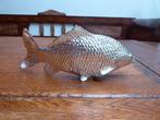 Verzilverde servethouder, vis – koi karper