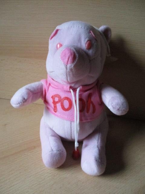 Disney Winnie de Poeh pluche  21cm  roze  met zuignap, Ophalen of Verzenden, Overige figuren, Zo goed als nieuw, Beeldje of Figuurtje
