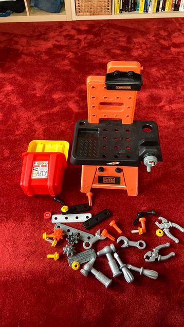 Plastic werkbank beschikbaar voor biedingen