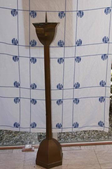 Kandelaar  (  Groot  beschikbaar voor biedingen